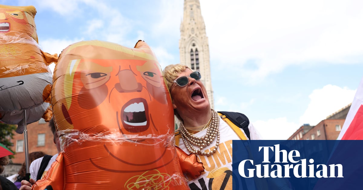 Protesters against Trump’s visit to Ireland react to ‘united Ireland’ comments – video
